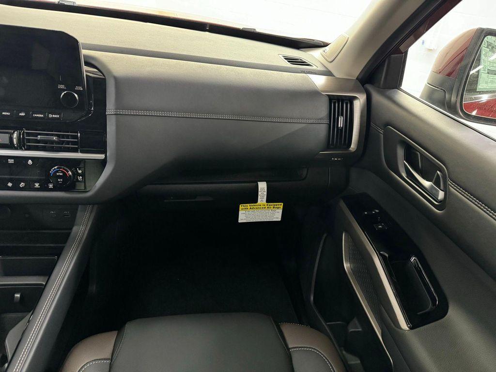 new 2025 Nissan Pathfinder car, priced at $51,997