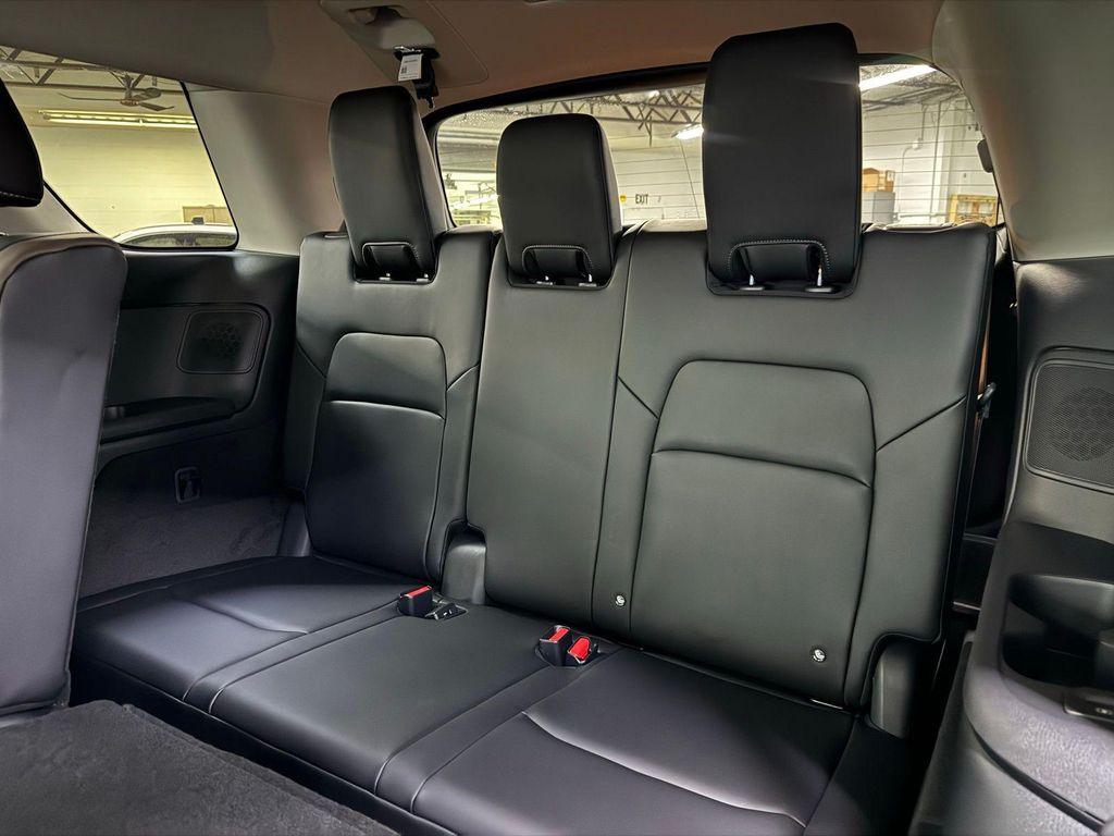 new 2025 Nissan Pathfinder car, priced at $51,997