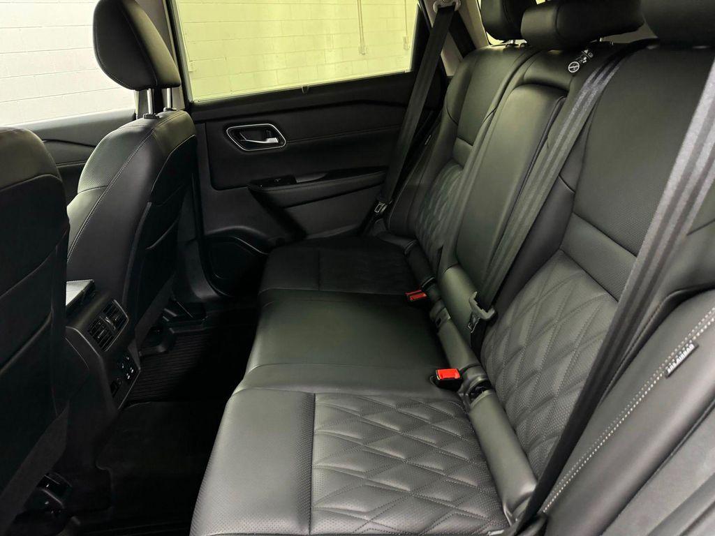 used 2024 Nissan Rogue car, priced at $32,397