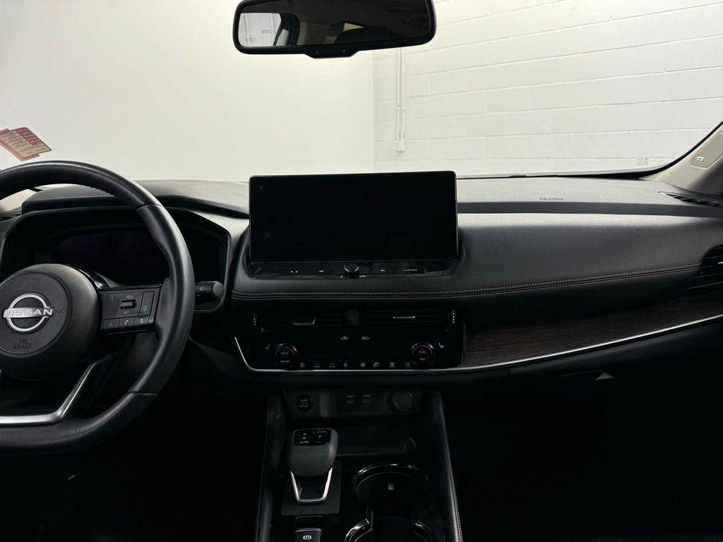 used 2024 Nissan Rogue car, priced at $32,397