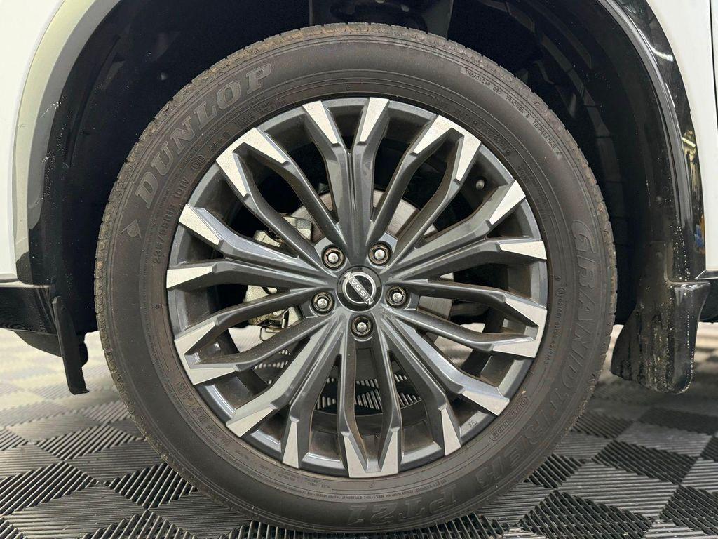 used 2024 Nissan Rogue car, priced at $32,397