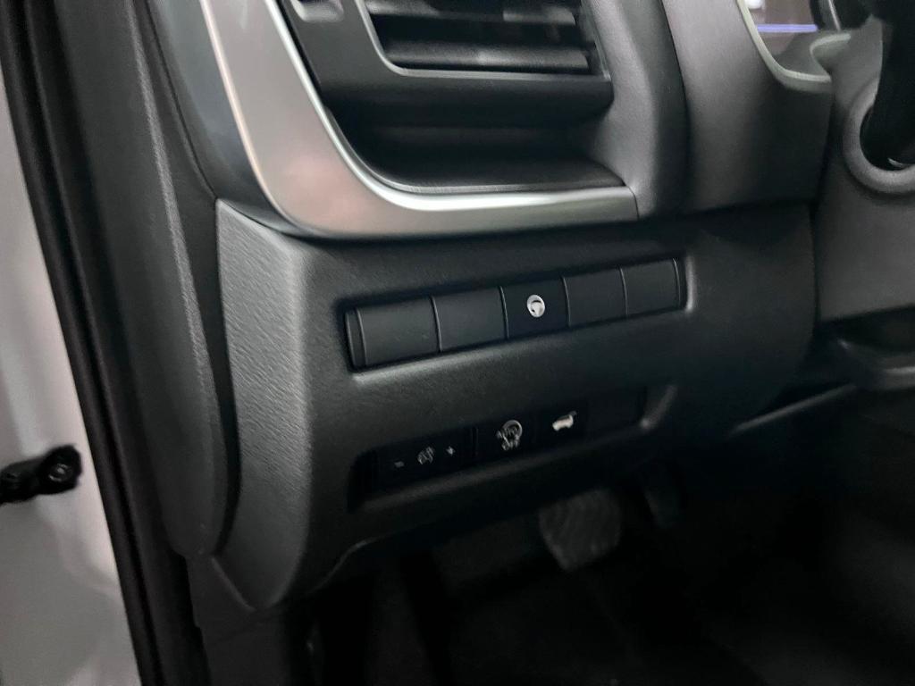 new 2025 Nissan Rogue car, priced at $33,669