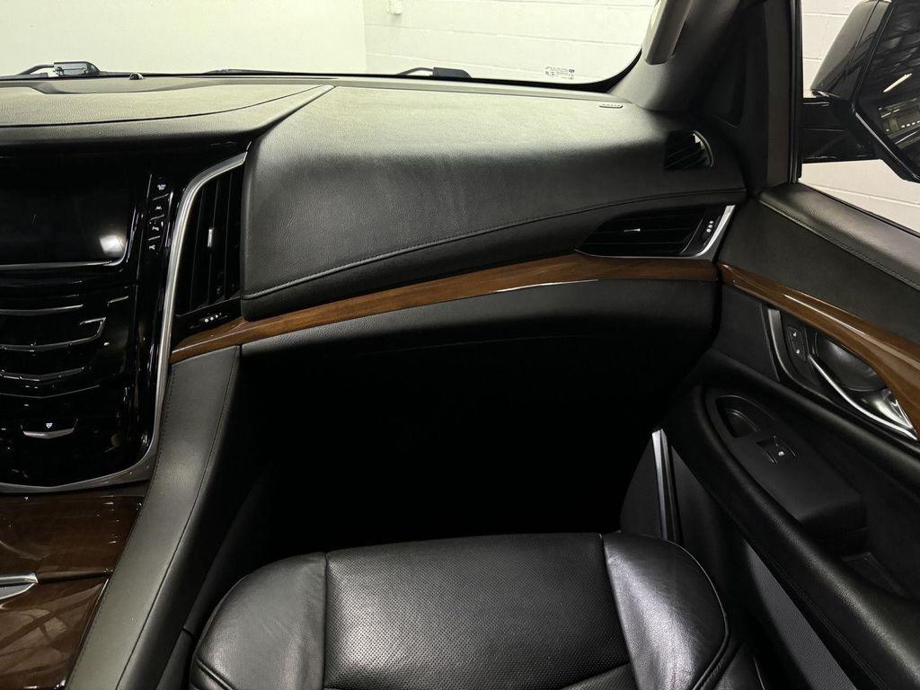 used 2020 Cadillac Escalade car, priced at $39,997