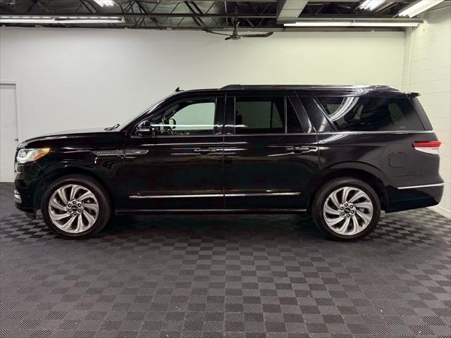 used 2022 Lincoln Navigator car, priced at $51,497