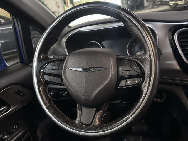 used 2021 Chrysler Pacifica car, priced at $26,997