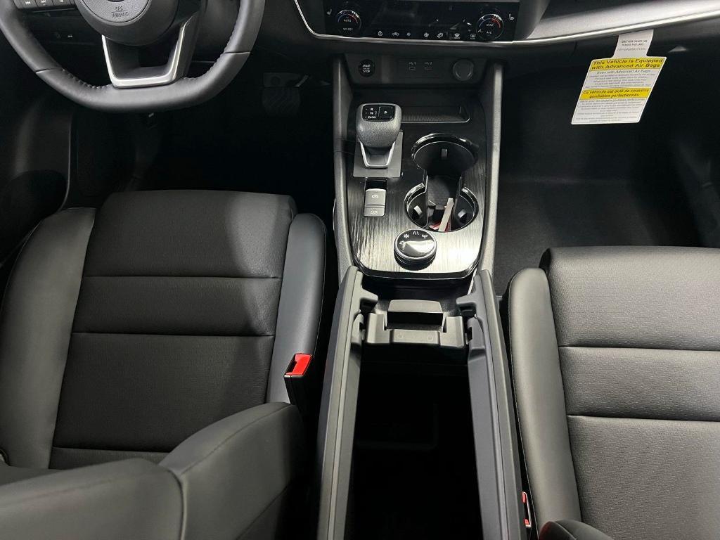 new 2025 Nissan Rogue car, priced at $33,669