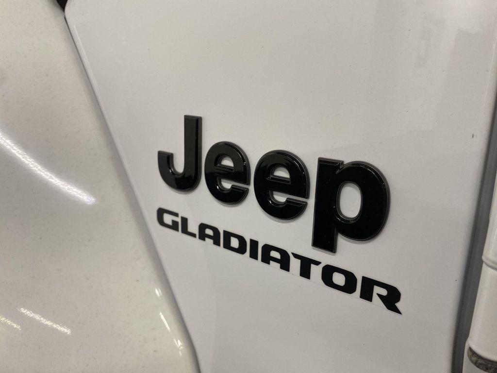 used 2021 Jeep Gladiator car, priced at $35,887