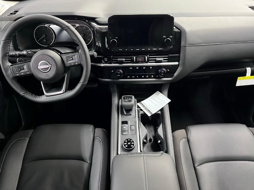 new 2025 Nissan Pathfinder car, priced at $48,014