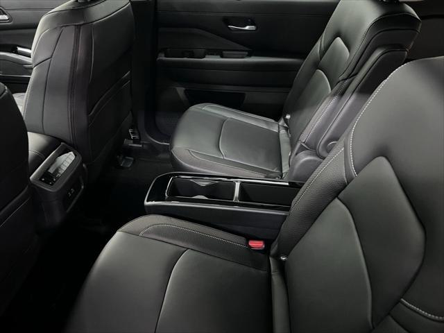 new 2025 Nissan Pathfinder car, priced at $50,997