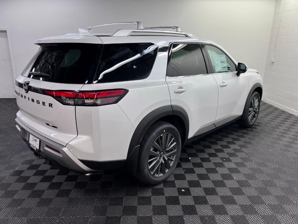 new 2025 Nissan Pathfinder car, priced at $48,014