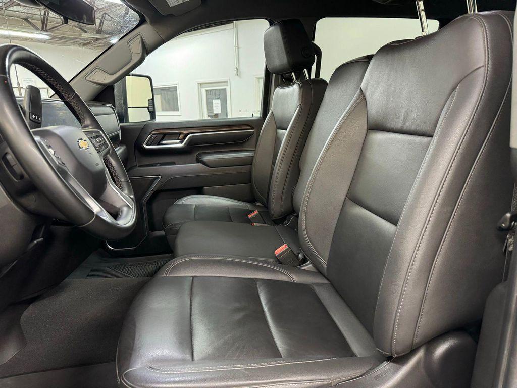 used 2024 Chevrolet Silverado 2500 car, priced at $46,995