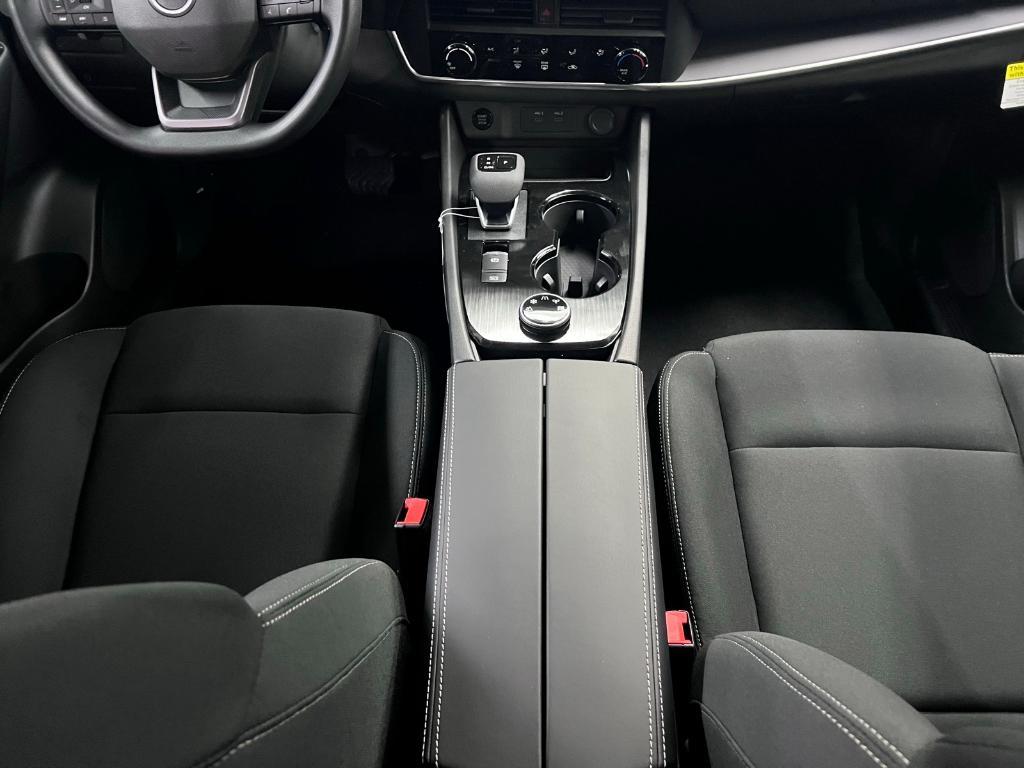 new 2025 Nissan Rogue car, priced at $30,976