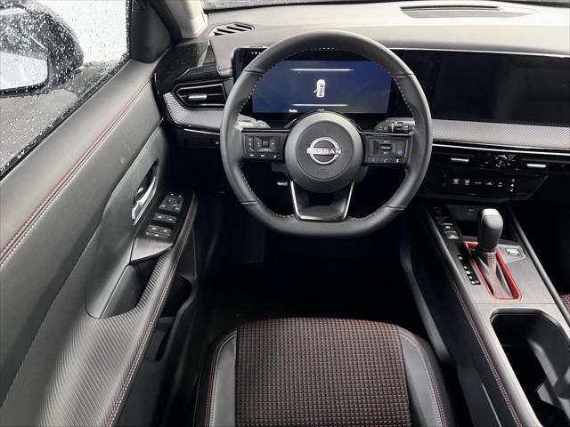 new 2025 Nissan Kicks car, priced at $29,829