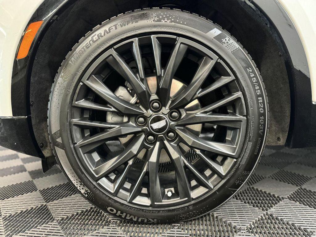 used 2024 Cadillac XT4 car, priced at $39,497