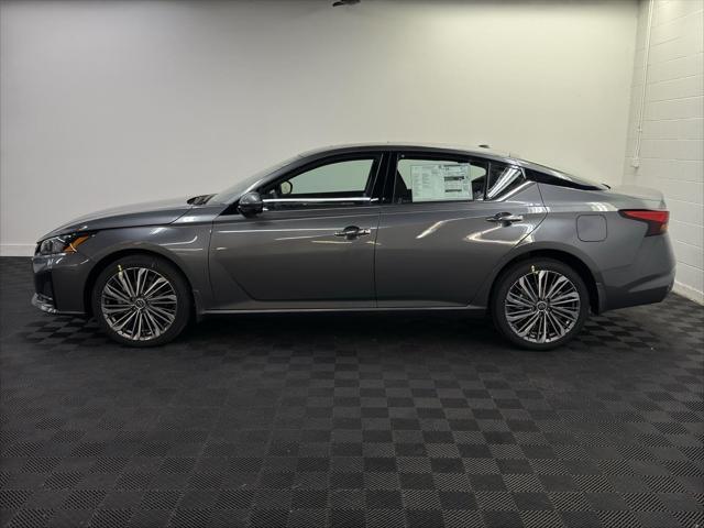 new 2025 Nissan Altima car, priced at $33,997