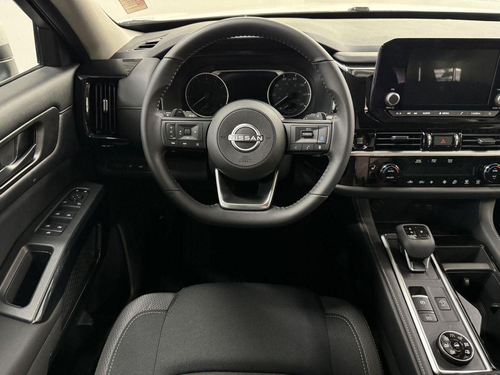 new 2025 Nissan Pathfinder car, priced at $40,997