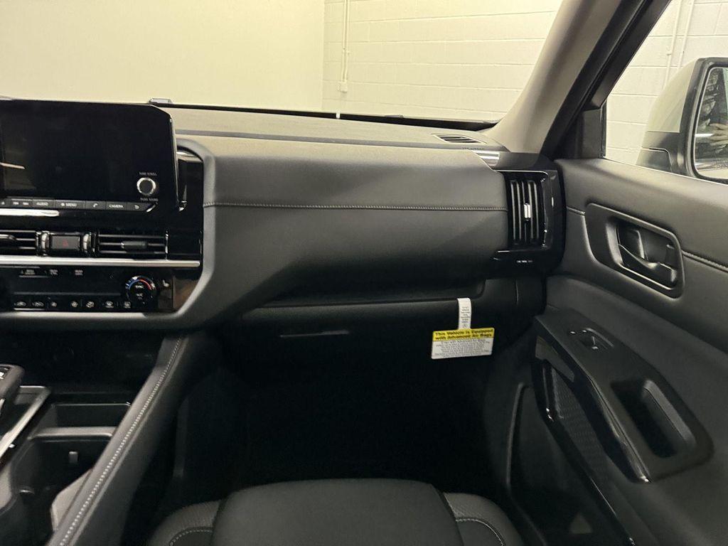 new 2025 Nissan Pathfinder car, priced at $40,997