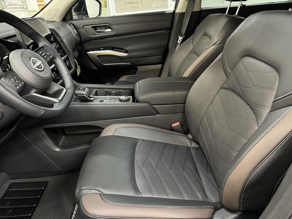 new 2025 Nissan Pathfinder car, priced at $49,997