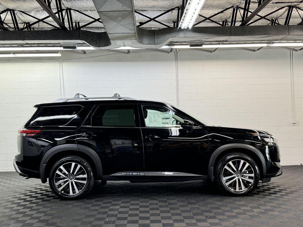 new 2025 Nissan Pathfinder car, priced at $49,997