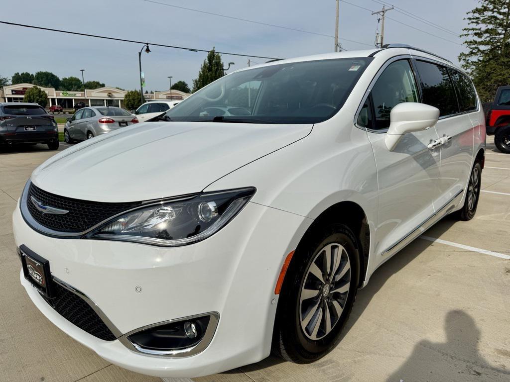 used 2020 Chrysler Pacifica car, priced at $23,313