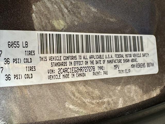 used 2017 Chrysler Pacifica car, priced at $13,679