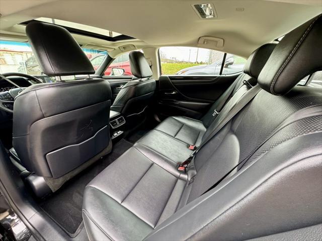 used 2019 Lexus ES 350 car, priced at $22,909