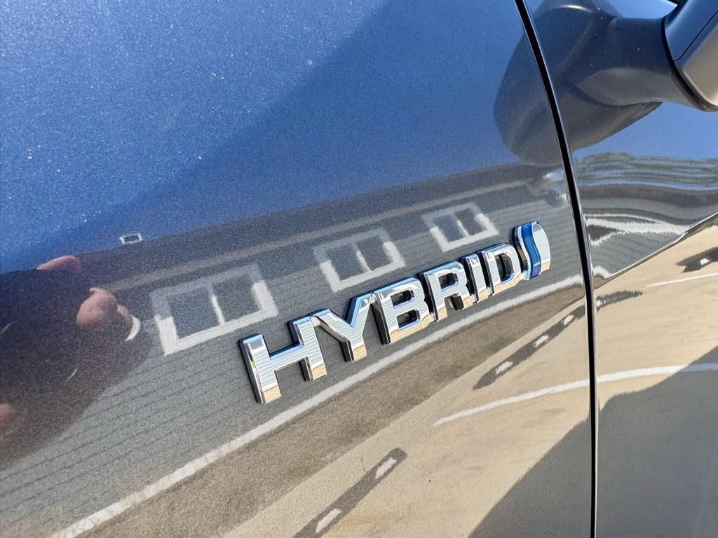 used 2021 Toyota RAV4 Hybrid car, priced at $22,880