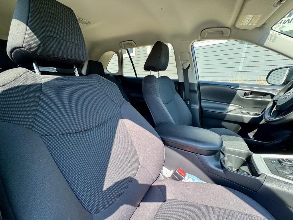 used 2021 Toyota RAV4 Hybrid car, priced at $22,880