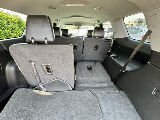 used 2023 GMC Acadia car, priced at $24,260