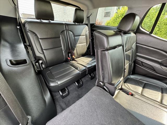used 2023 GMC Acadia car, priced at $24,260