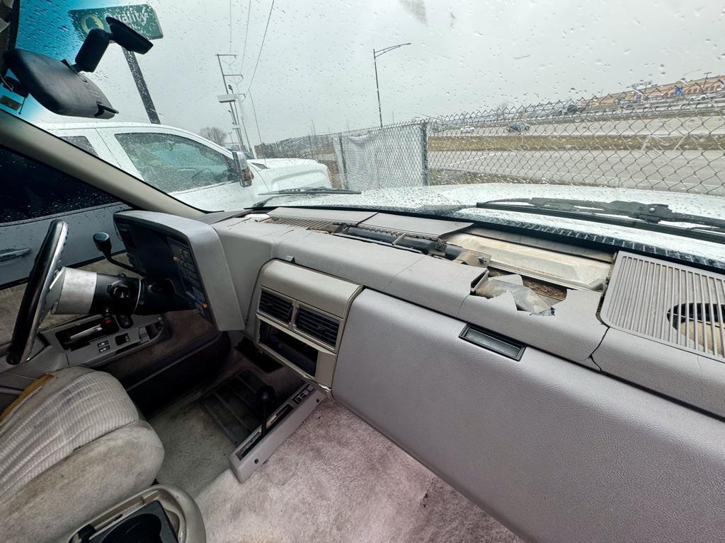 used 1993 GMC Yukon car, priced at $10,888