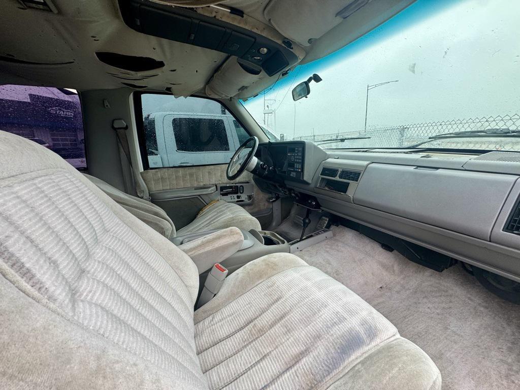 used 1993 GMC Yukon car, priced at $10,888