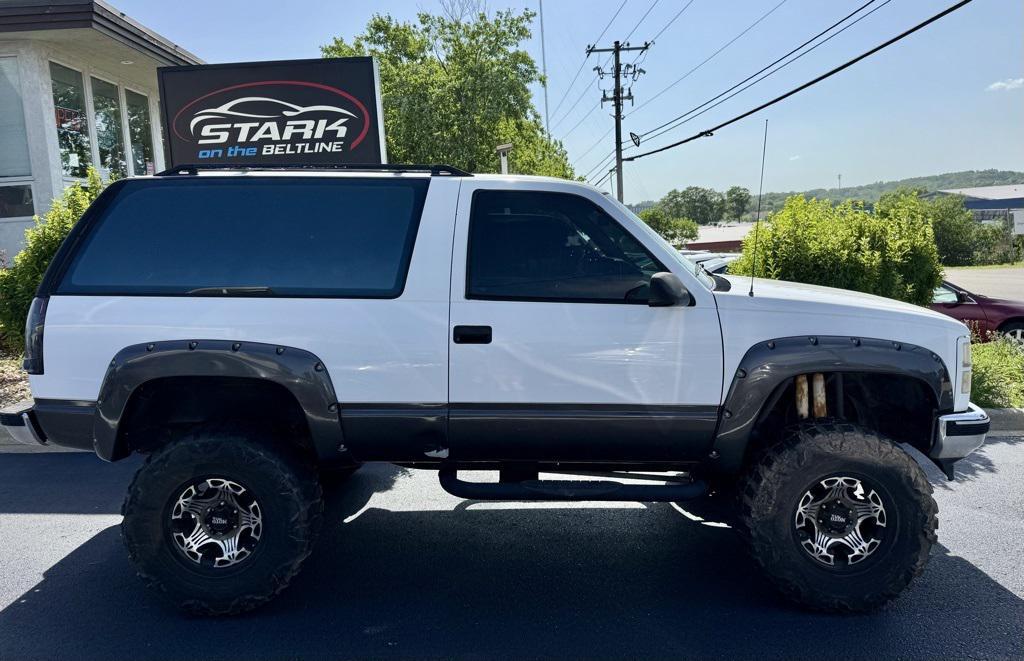 used 1993 GMC Yukon car, priced at $10,888