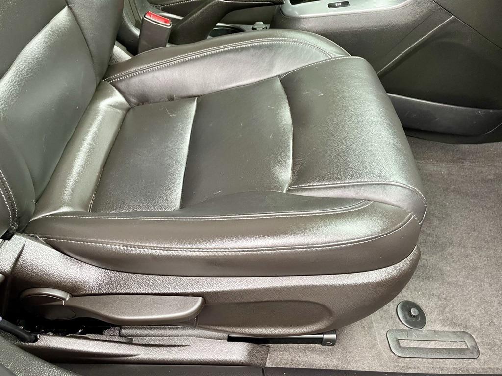 used 2014 Chevrolet Cruze car, priced at $9,288
