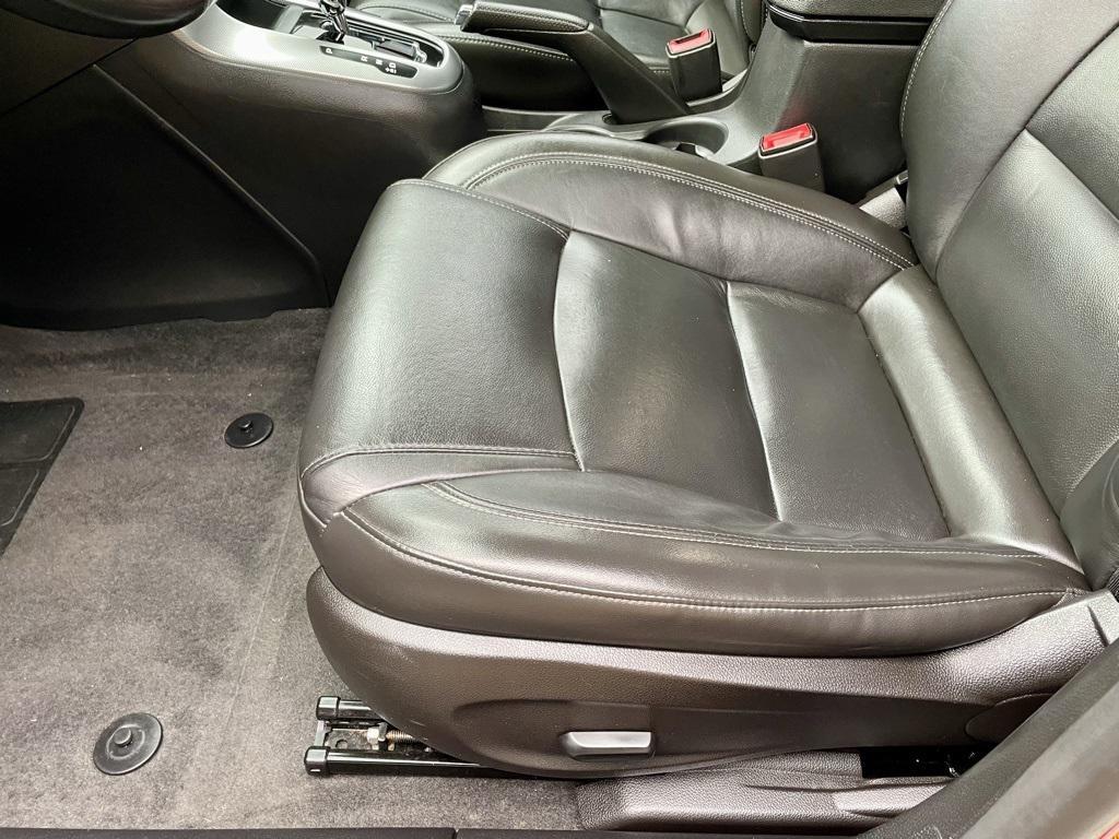 used 2014 Chevrolet Cruze car, priced at $9,288