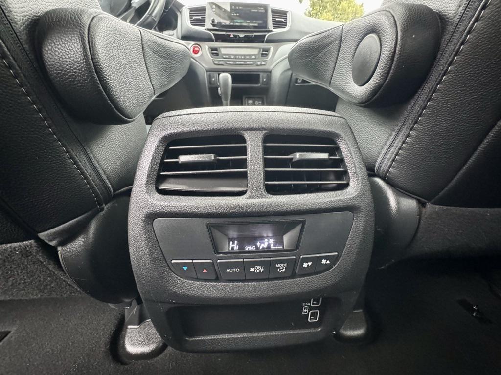 used 2019 Honda Pilot car, priced at $21,919