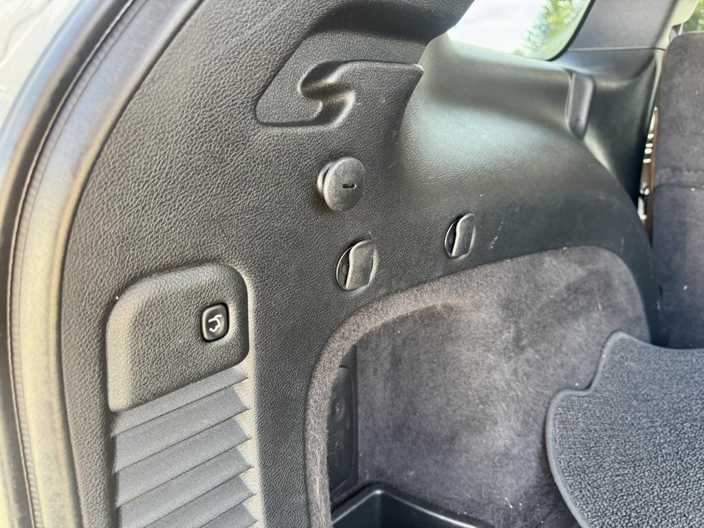 used 2015 Jeep Grand Cherokee car, priced at $19,897