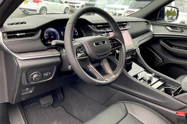 new 2025 Jeep Grand Cherokee L car, priced at $58,290