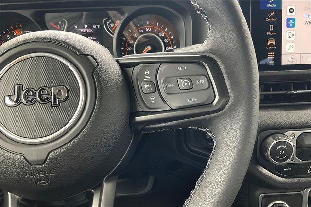 new 2025 Jeep Wrangler car, priced at $45,850