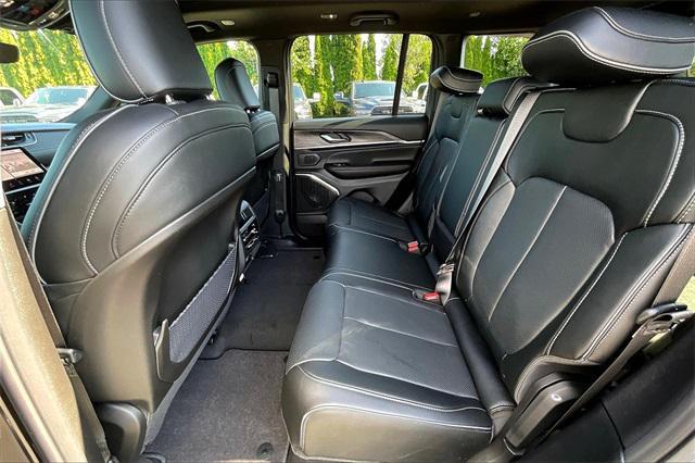 new 2025 Jeep Grand Cherokee car, priced at $51,481