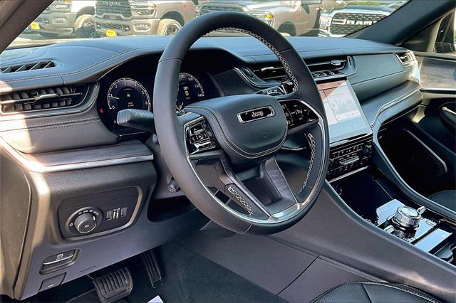new 2025 Jeep Grand Cherokee car, priced at $51,481