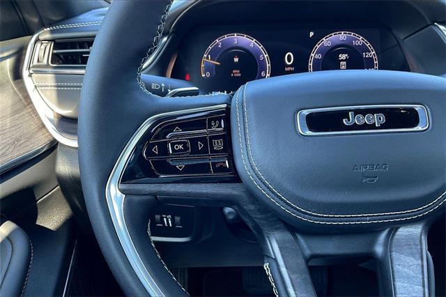 new 2025 Jeep Grand Cherokee car, priced at $51,481