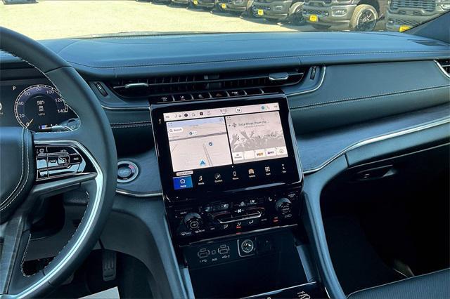 new 2025 Jeep Grand Cherokee car, priced at $51,481