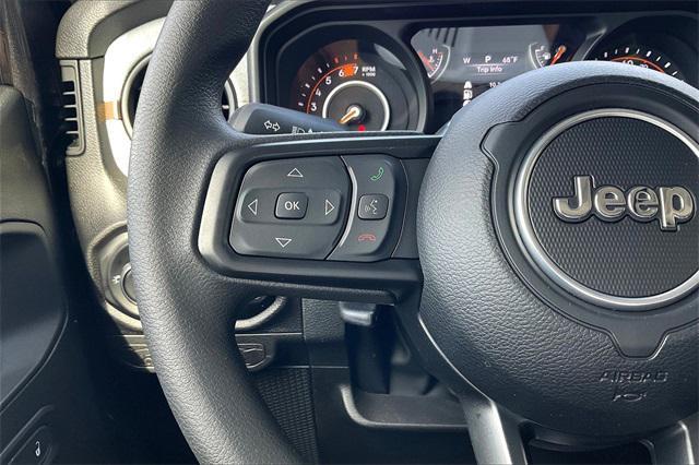 new 2025 Jeep Wrangler car, priced at $40,056