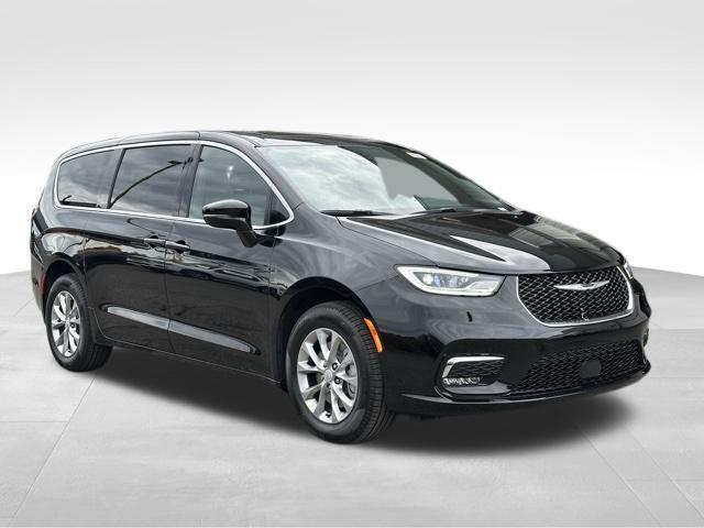 new 2026 Chrysler Pacifica car, priced at $50,030