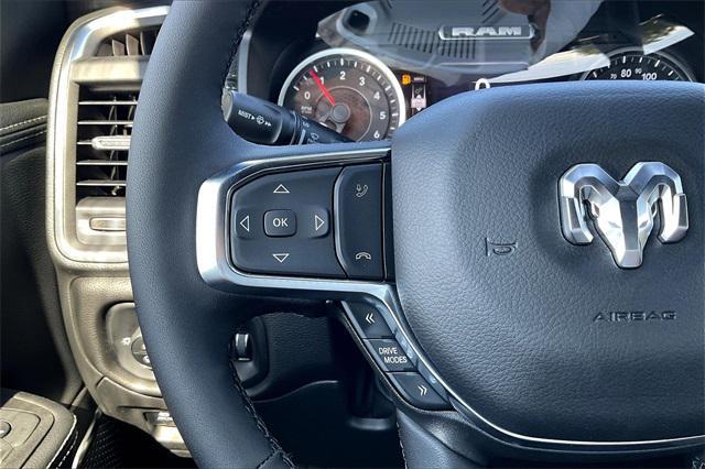 new 2025 Ram 1500 car, priced at $61,613