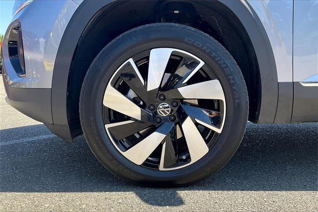used 2024 Volkswagen Atlas Cross Sport car, priced at $35,000