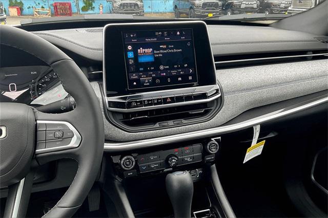 new 2025 Jeep Compass car, priced at $28,868