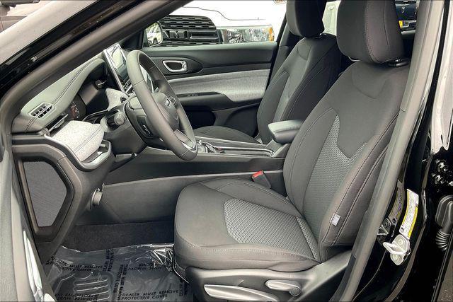 new 2025 Jeep Compass car