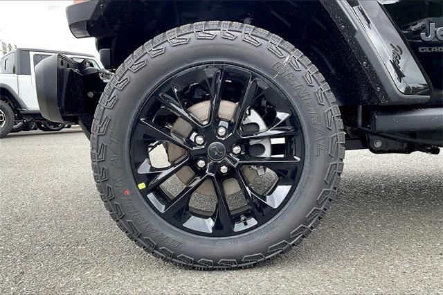 new 2025 Jeep Gladiator car, priced at $43,680